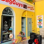Апартаменты Cosy, Modern, Fully Equipped, Air Conditioning, Historical, Old Town, 1minute Walk From - 