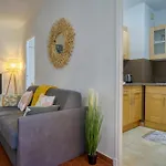 Cosy, Modern, Fully Equipped, Air Conditioning, Historical, Old Town, 1minute Walk From - 