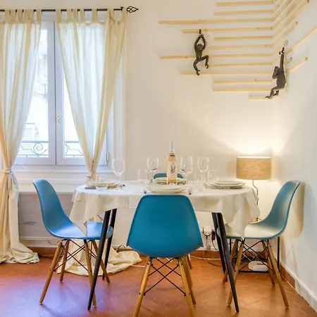 Apartmán Cosy, Modern, Fully Equipped, Air Conditioning, Historical, Old Town, 1minute Walk From - 