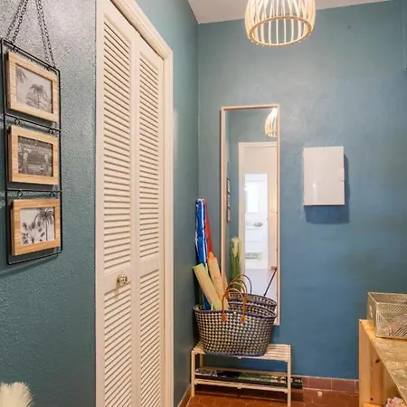 Cosy, Modern, Fully Equipped, Air Conditioning, Historical, Old Town, 1minute Walk From - 