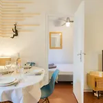 Appartamento Cosy, Modern, Fully Equipped, Air Conditioning, Historical, Old Town, 1minute Walk From - 