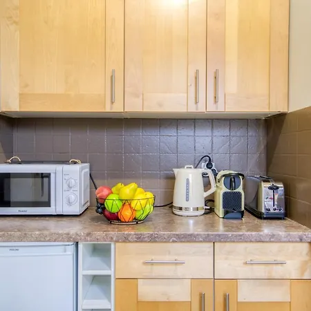 Cosy, Modern, Fully Equipped, Air Conditioning, Historical, Old Town, 1minute Walk From - 