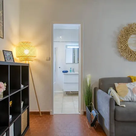 Appartamento Cosy, Modern, Fully Equipped, Air Conditioning, Historical, Old Town, 1minute Walk From - 